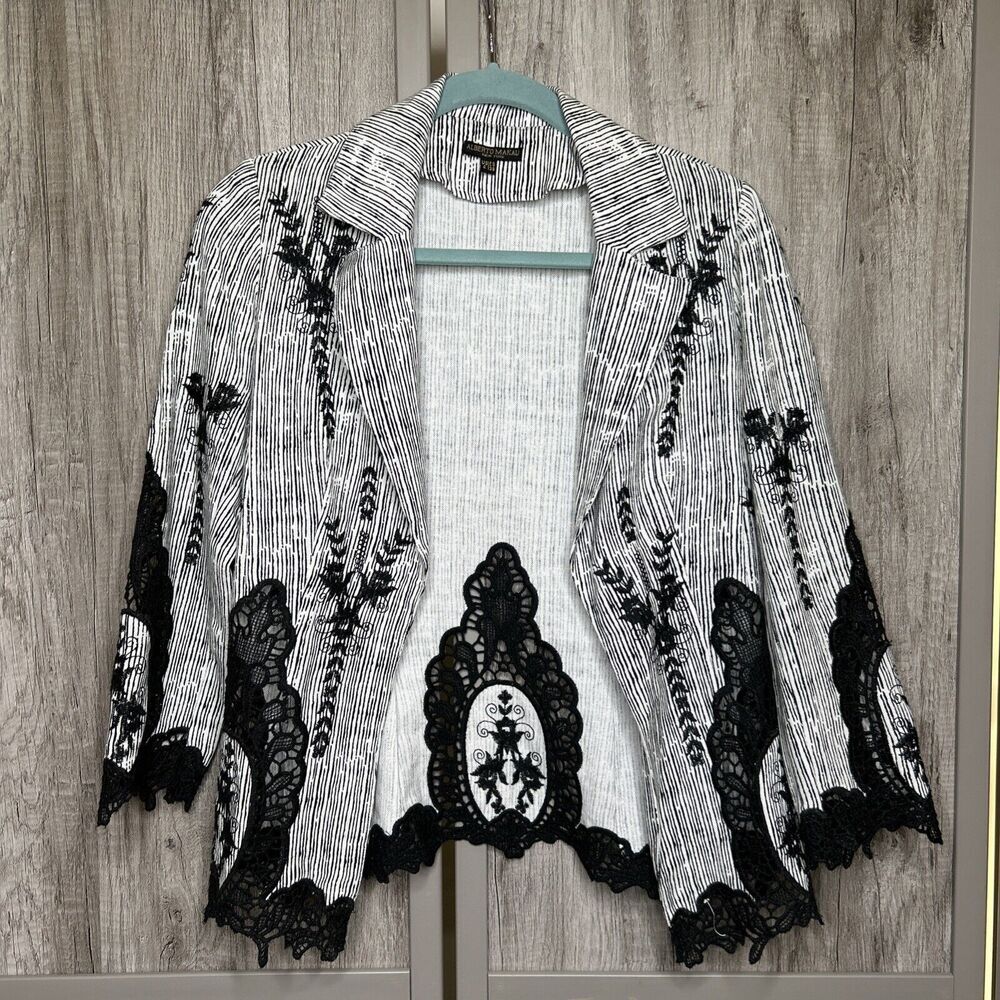 Alberto Makali Linen Top Embroidered Lace Size 4